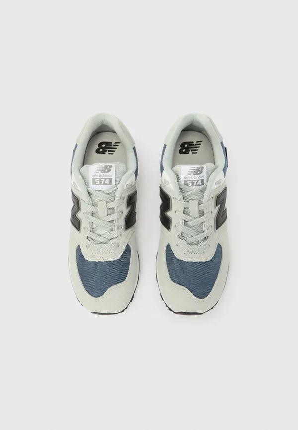 Кроссовки New Balance 574, серый/индиго — фото 4