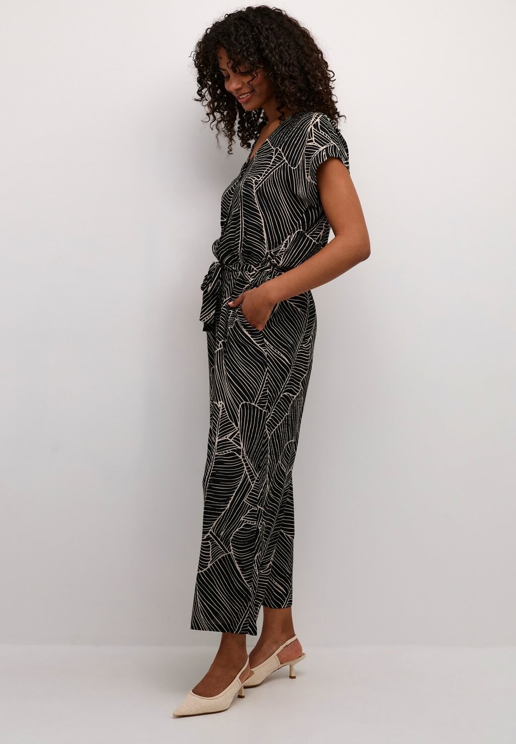 

Комбинезон KAMILLE AMBER PRINTED Kaffe, черный