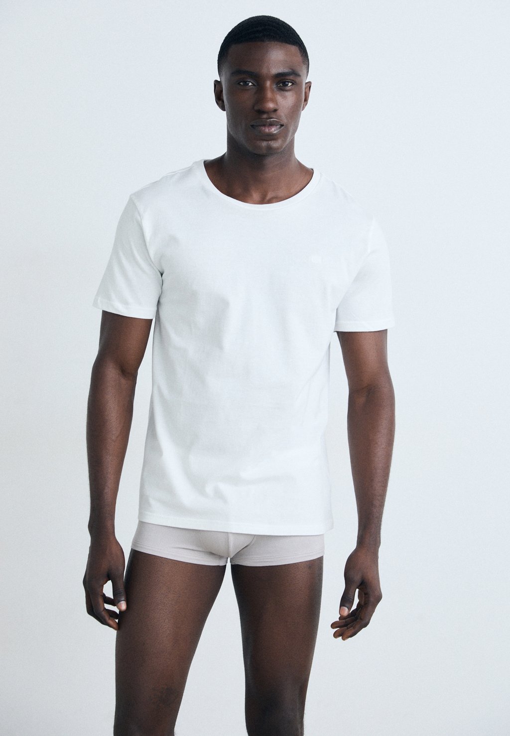 

Нижняя футболка SIGNATURE TEE 3 PACK Tommy Hilfiger, белый