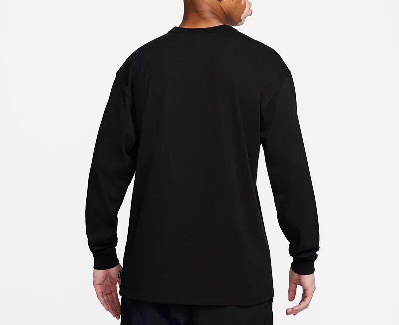 Мужская футболка с длинными рукавами и карманами Nike Sportswear Premium Essentials, черный — фото 4