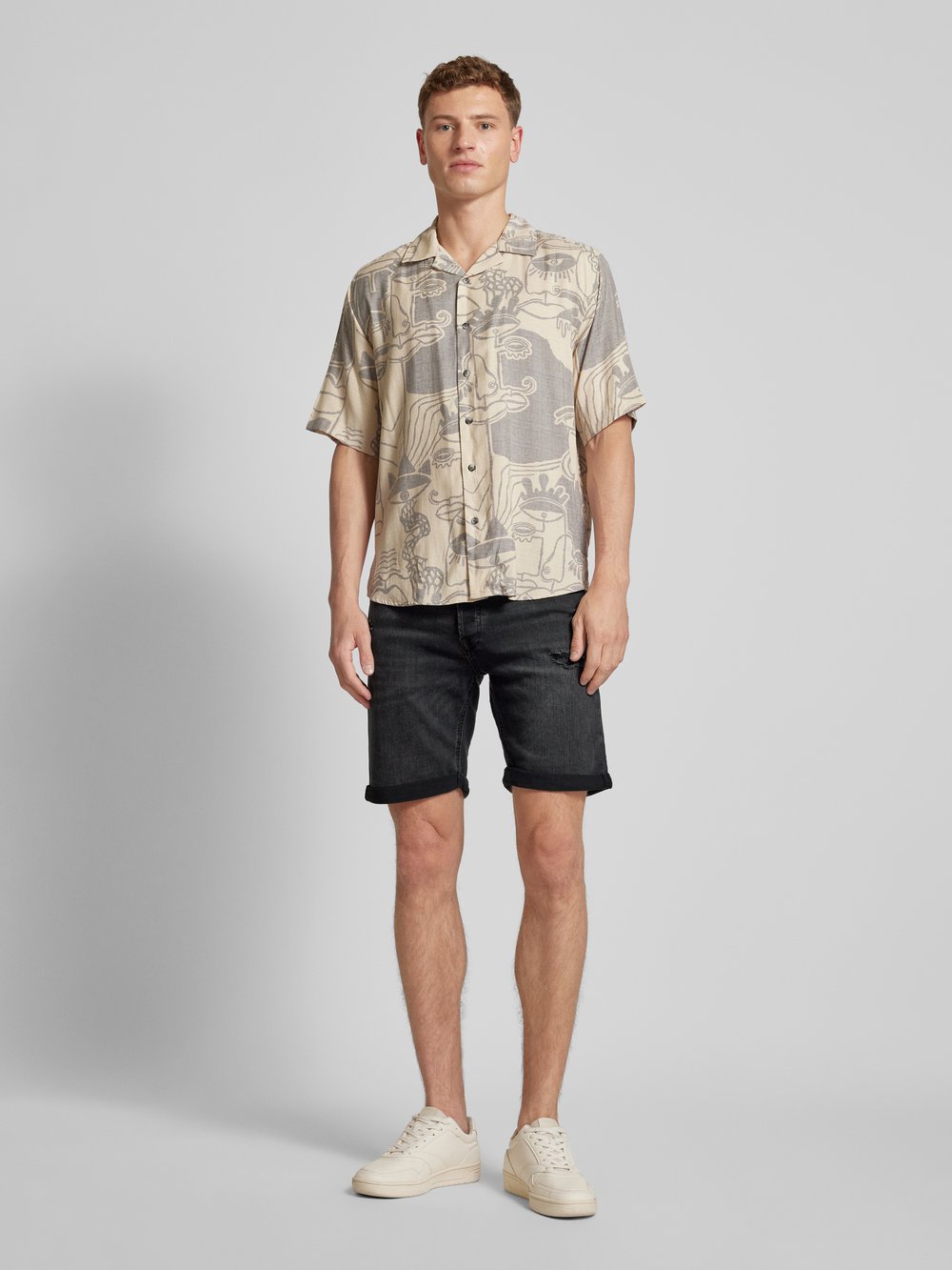 

Джинсовые шорты прямого кроя с 5 карманами, модель «RICK» Jack & Jones, черный