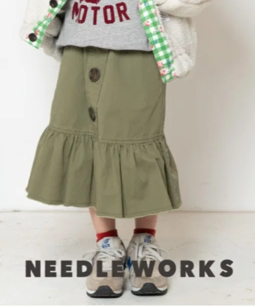 Детская юбка NEEDLE WORKS ギャバBIGボタンスカート