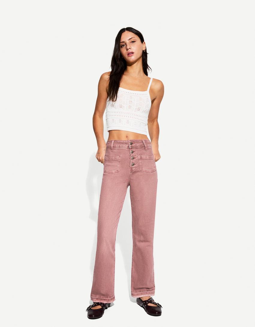 

Укороченные расклешенные джинсы Bershka, розовый