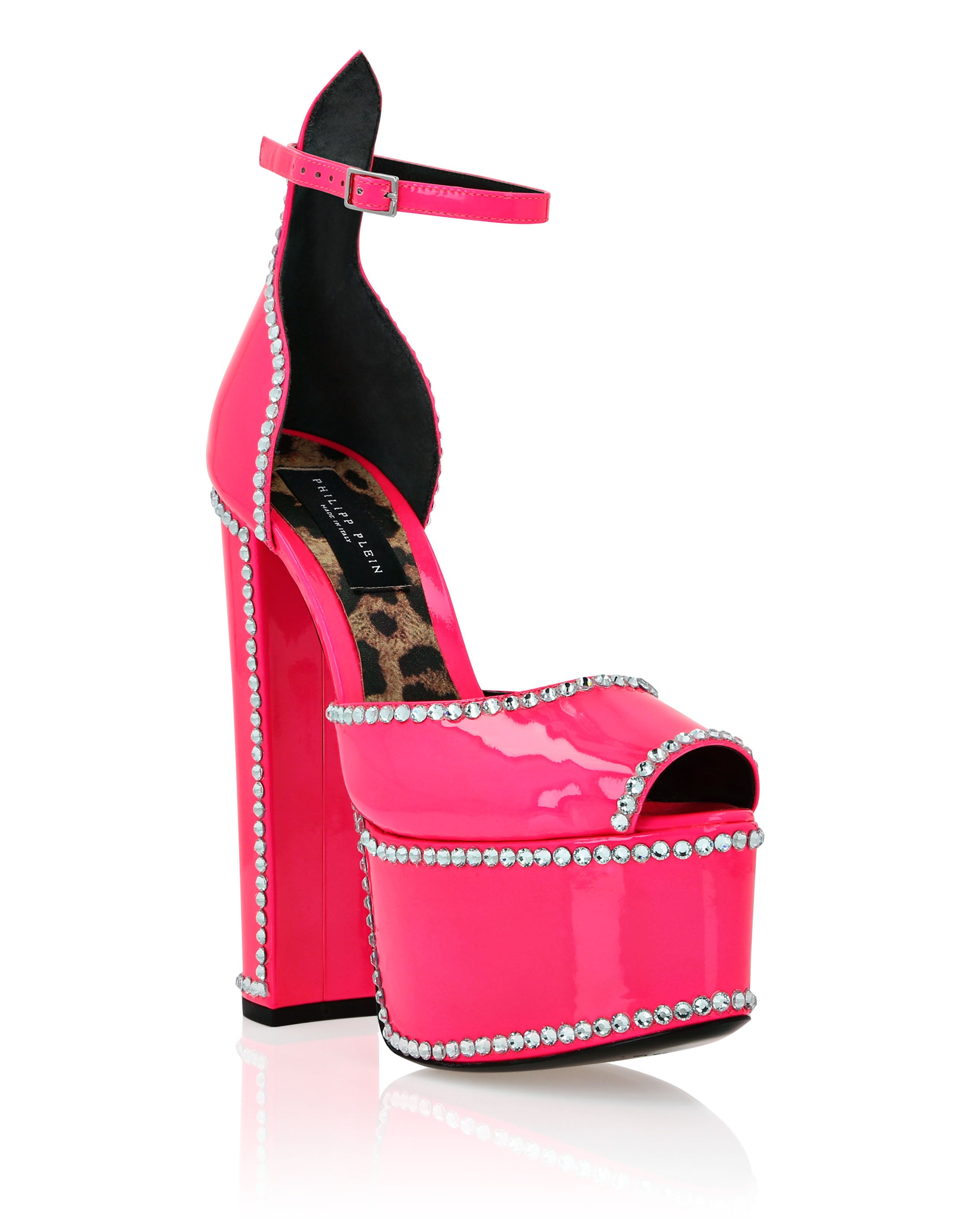 Лакированные босоножки на платформе с высоким каблуком PHILIPP PLEIN, цвет fucsia fluo