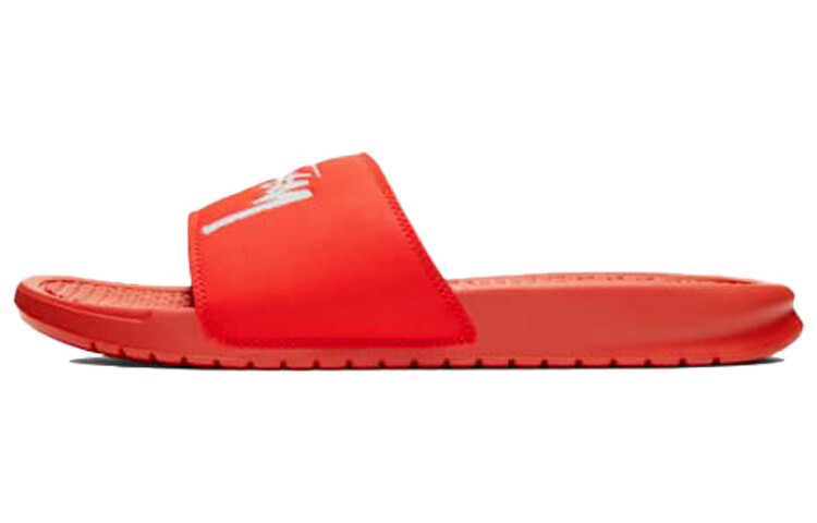

Шлепанцы и сланцы Nike Benassi Stussy Habanero Red