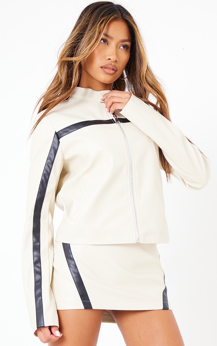 

PrettyLittleThing Кремовая куртка для мотокросса из искусственной кожи с контрастной вставкой, Бежевый, PrettyLittleThing Кремовая куртка для мотокросса из искусственной кожи с контрастной вставкой