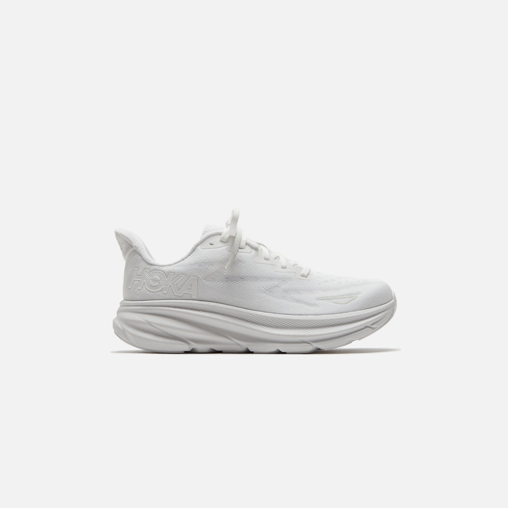 

Кроссовки HOKA Clifton 9, белый