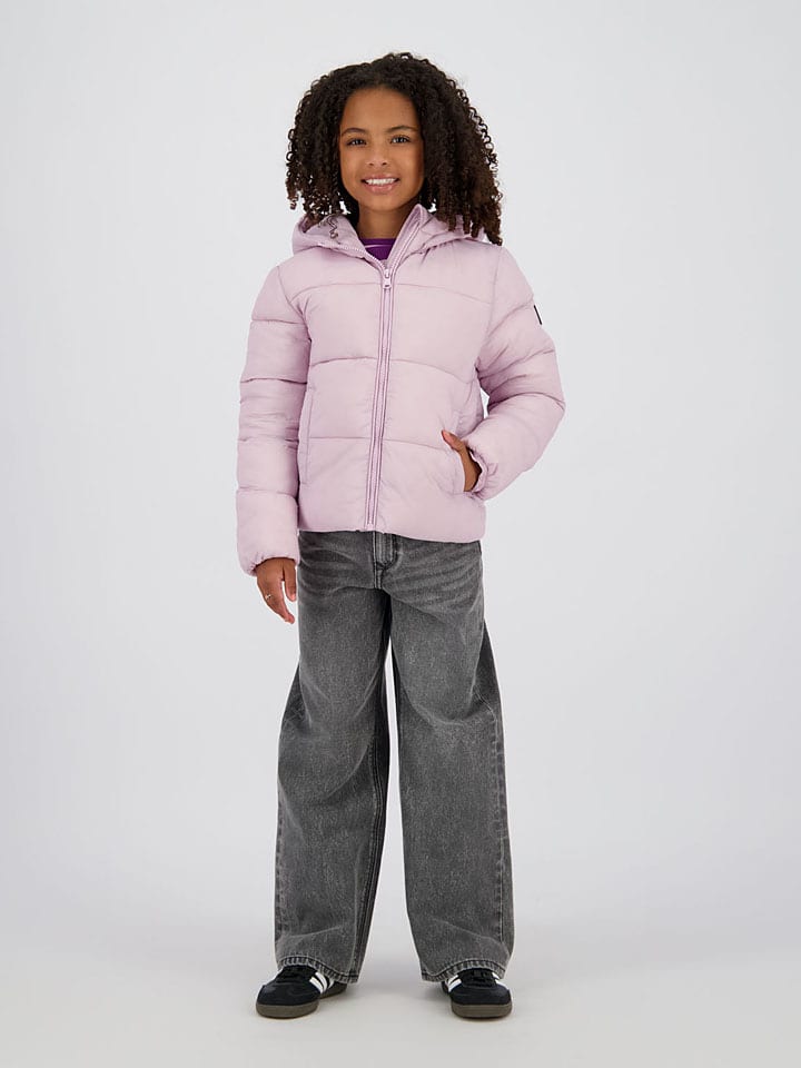 

стеганая куртка фиолетового цвета Vingino