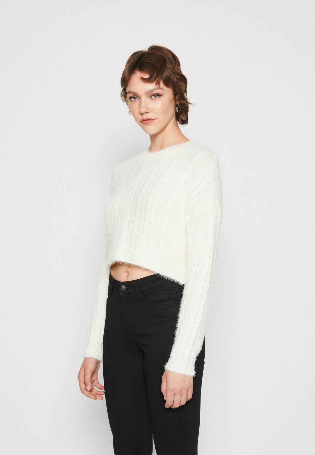 

Свитер PCJO O-NECK CROPPED Pieces, Cloud Dancer