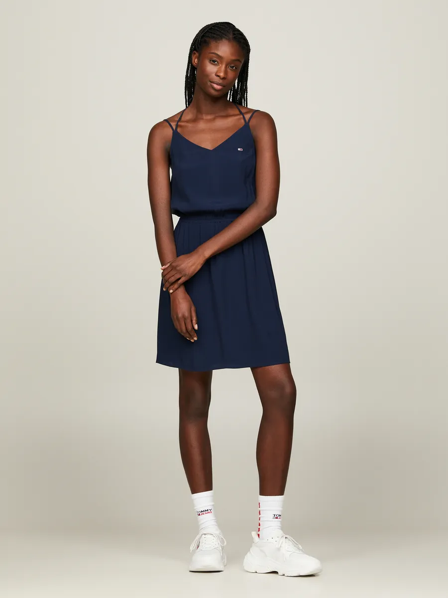 

Платье-спагетти Tommy Jeans "TJW ESSENTIAL STRAPPY DRESS", с модным бретелем, синий