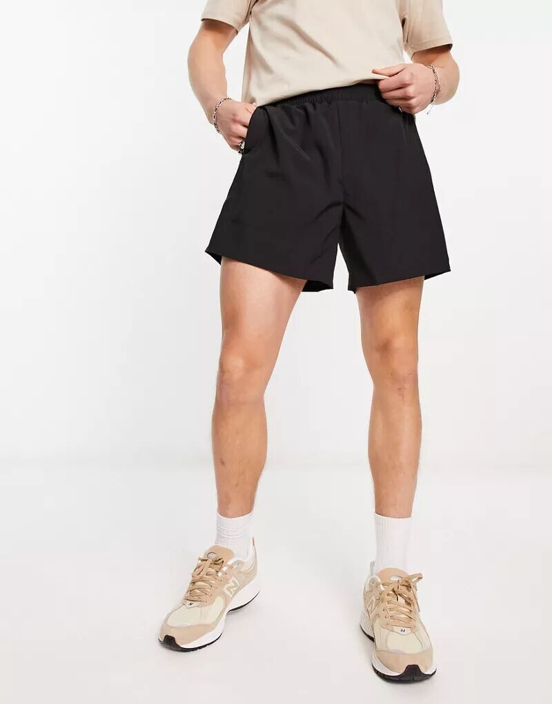 

Черные шорты Columbia Hike