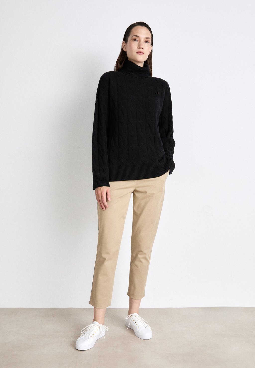 

Чино SLIM Tommy Hilfiger, бежевый