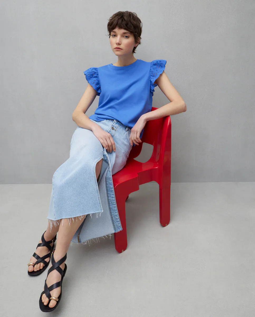 

Женская футболка с вышивкой на рукаве Easy Wear, индиго