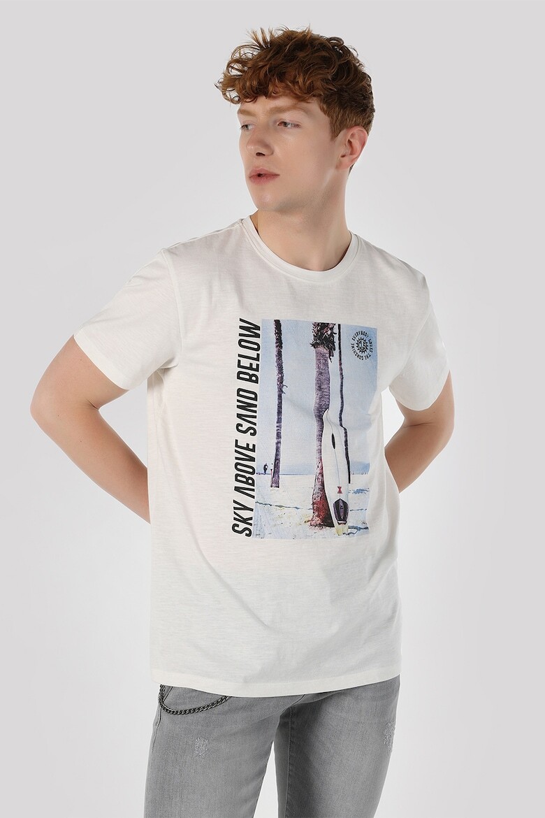 

Хлопковая футболка с принтом Colin'S, белый