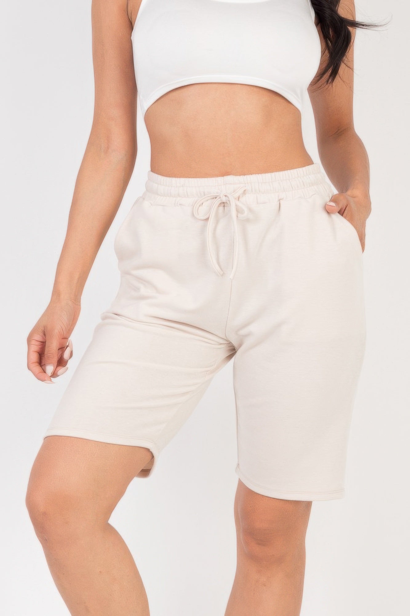 

FASHNZFAB женские шорты-бермуды из французского трикотажа, бежевый