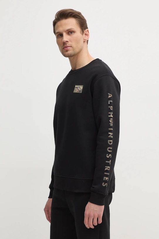 

Толстовка с камуфляжными рукавами и круглым вырезом Alpha Industries, черный