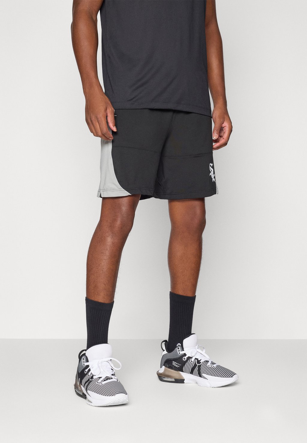 

Спортивные шорты MLB CHICAGO WHITE SOX ICONIC SHORT Fanatics, черный
