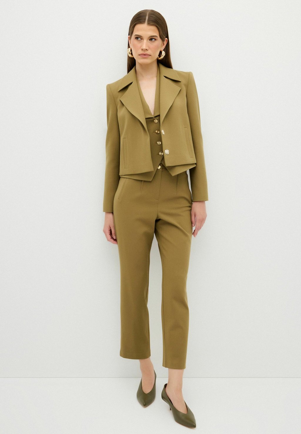 

Жилет BUTTERED adL, оливковый