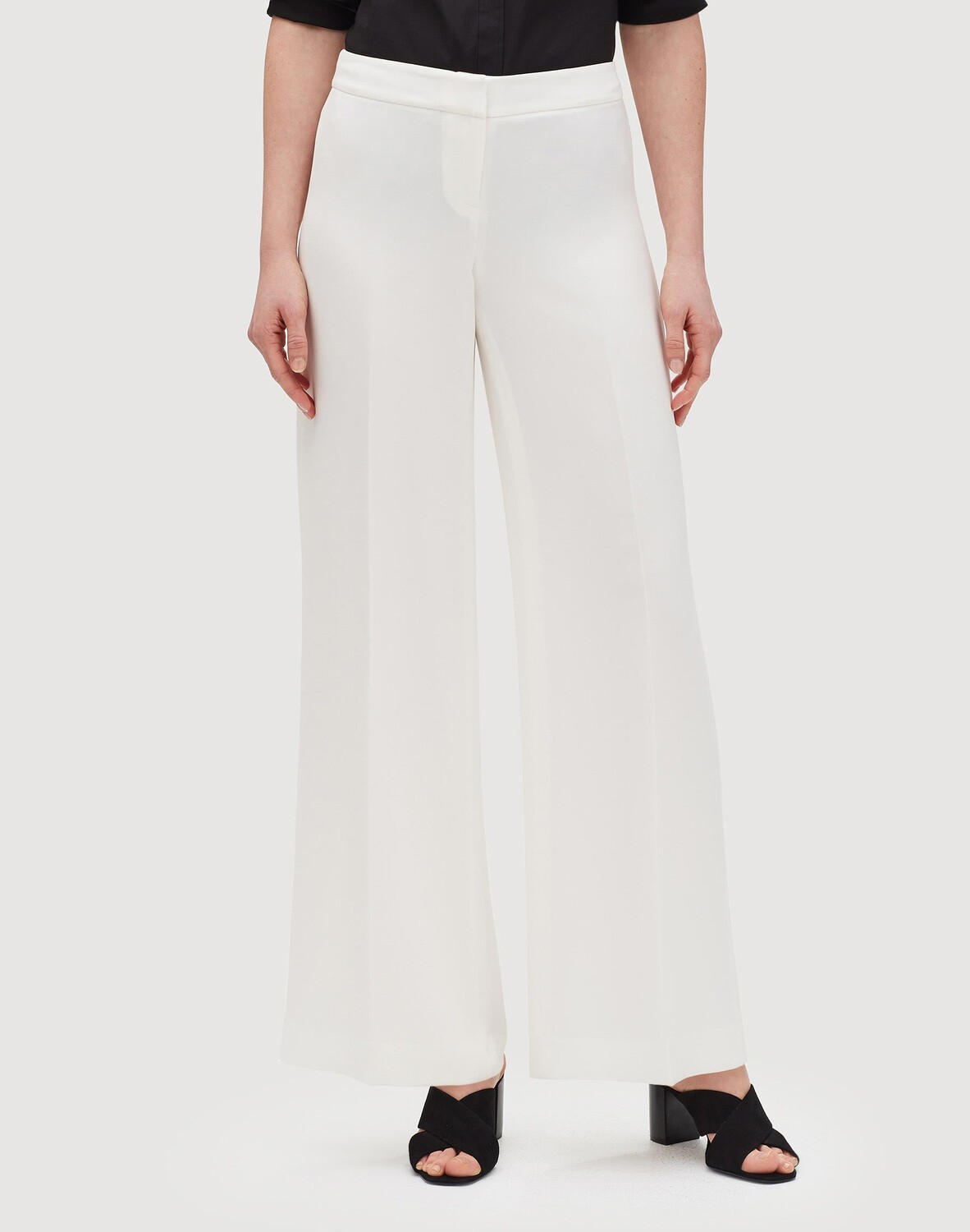 

Креповые брюки Finesse Kenmare Lafayette 148 New York, цвет Cloud