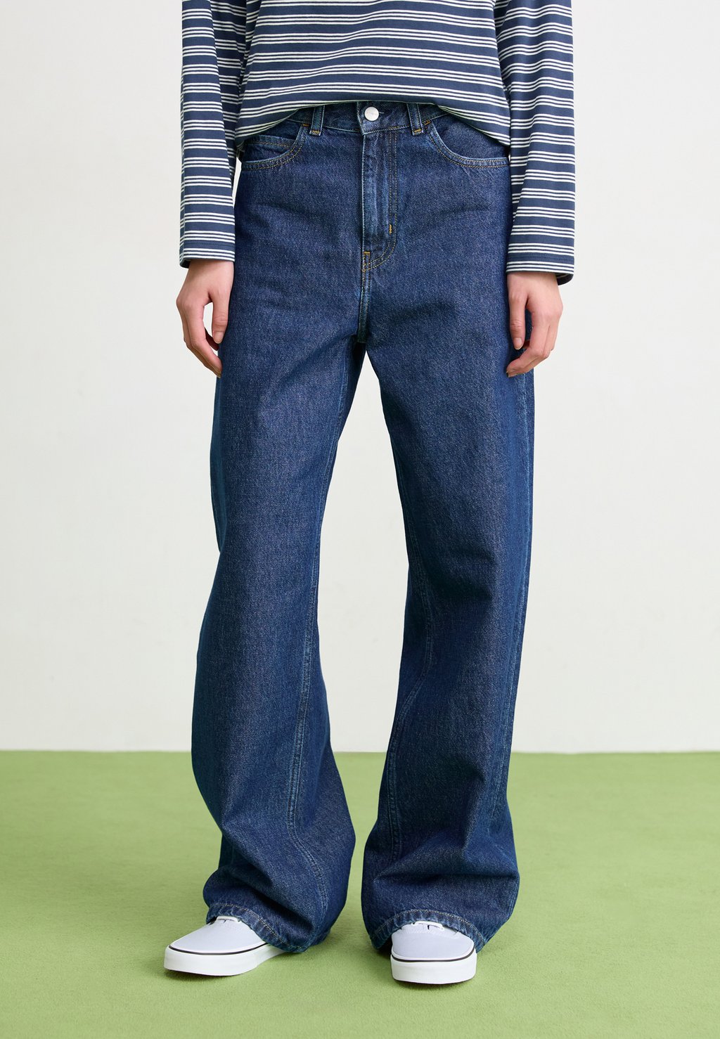 

Джинсы свободного кроя JANE PANT Carhartt WIP, деним