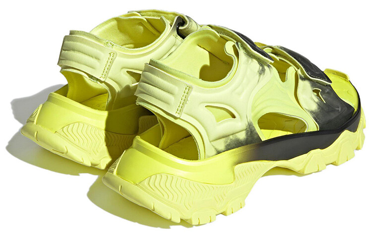 Женские сандалии Hika Outdoor от Stella McCartney X «Frozen Yellow» Adidas — фото 4