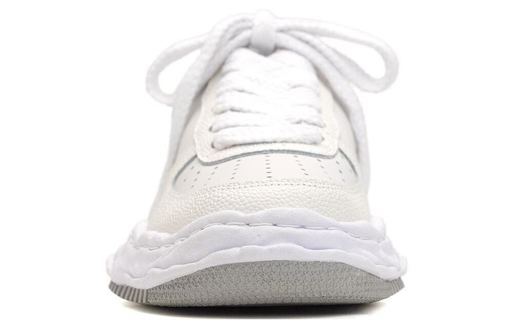 Кроссовки Maison MIHARA YASUHIRO Wayne Low-top Sneakers, черный/белый — фото 4