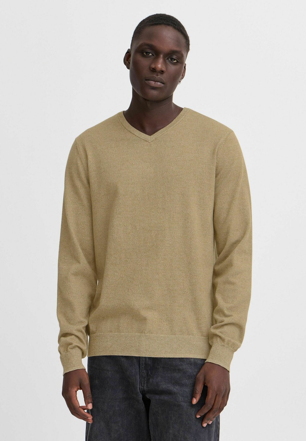 

Джемпер BHBRUTON V-NECK Blend, коричневый