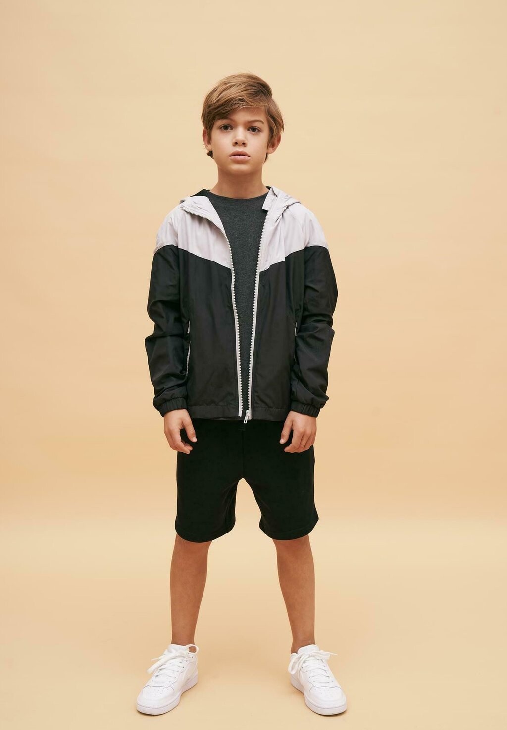 

Куртка Softshell WINDRUNNER Urban Classics, цвет white black
