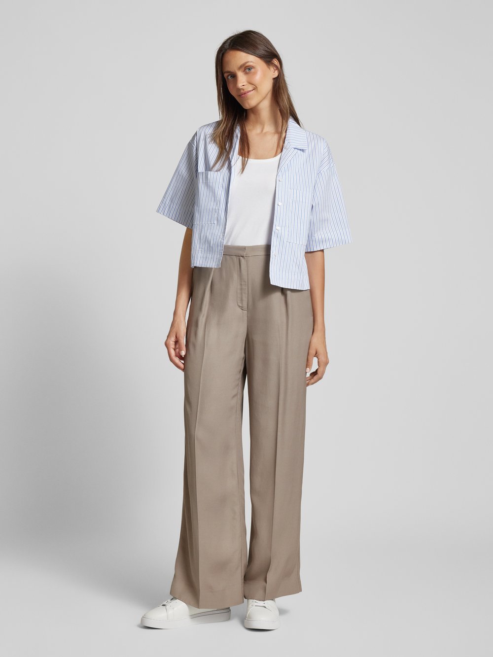 

Костюмные брюки со стрелками Calvin Klein Womenswear, песочный