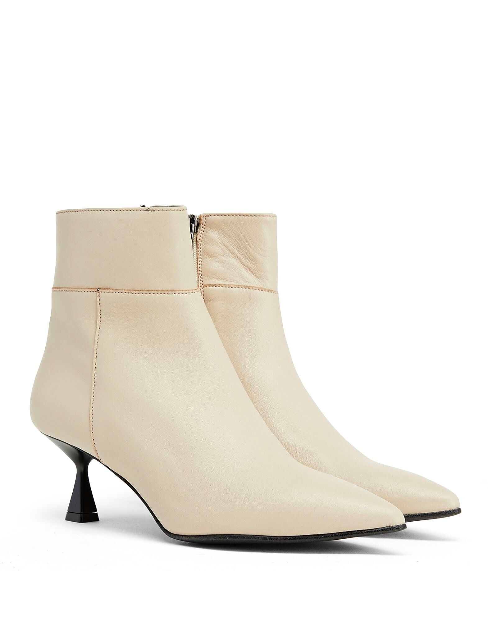 Ботильоны Leather Spool Heel Ankle Boots 8 By Yoox, бежевый — фото 4