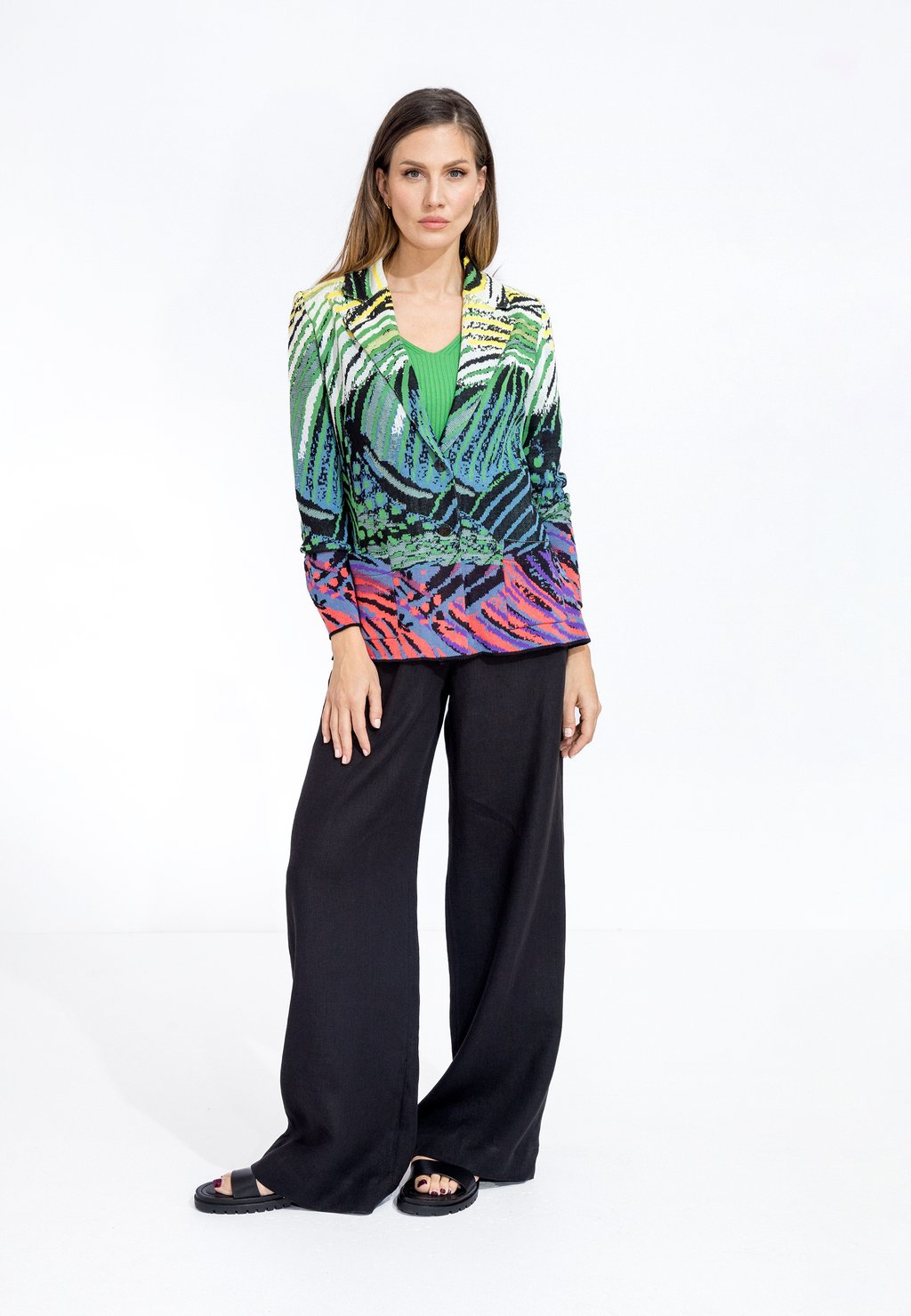 

Блейзер JACQUARD WAVE MOTIF Ivko, зеленый