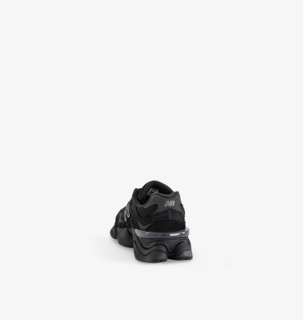 9060 Кроссовки из замши с низким верхом и вставками New Balance, черный — фото 4