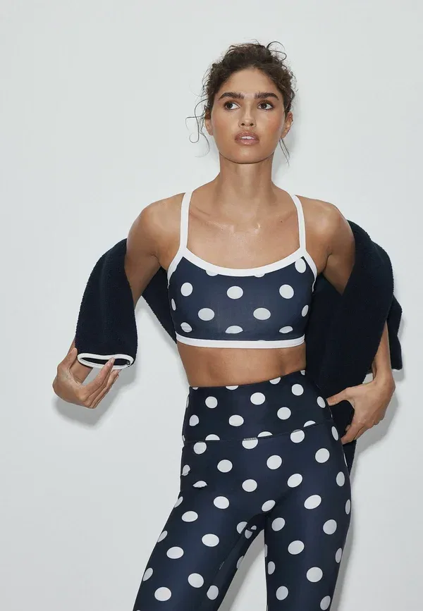 Спортивный топ Regular Fit Active Balance, бренд Next, цвет темно-синий в горошек