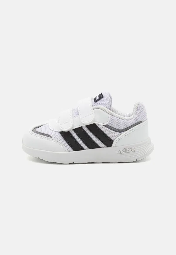 Кроссовки для бега по шоссе tensaur switch cf i унисекс Adidas Performance, Footwear White/Core Black/Grey Three
