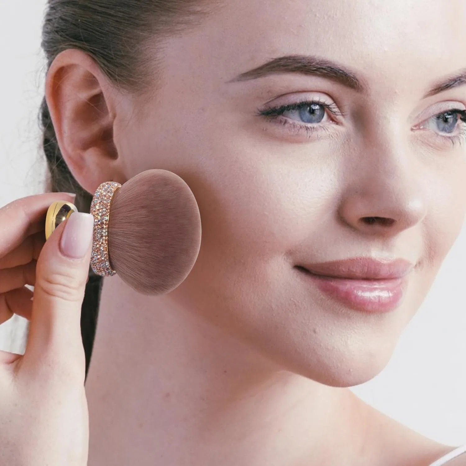 Кисть для макияжа Mushroom, синтетический ворс, золотая — фото 2