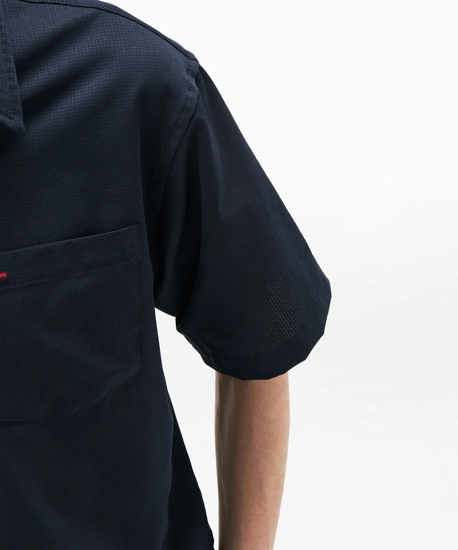 Мужская рубашка TOMMY HILFIGER с короткими рукавами оливкового цвета — фото 4