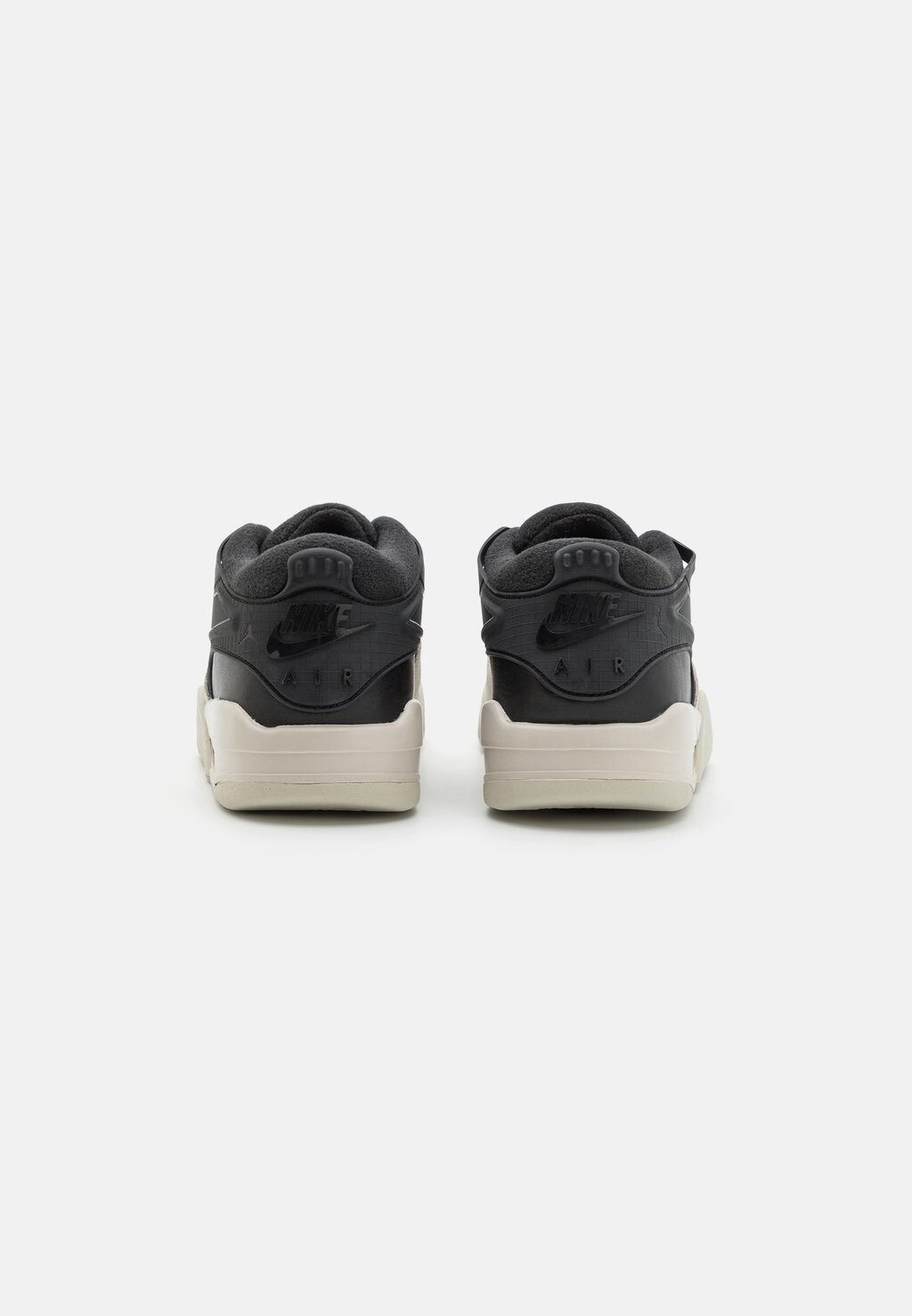 

Кроссовки AIR JORDAN 4 UNISEX Jordan, черный