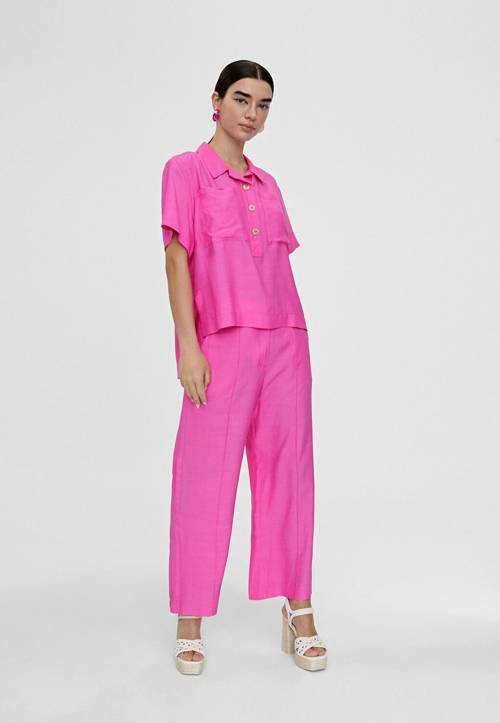 

Босоножки на платформе LOLA CASADEMUNT, цвет off white