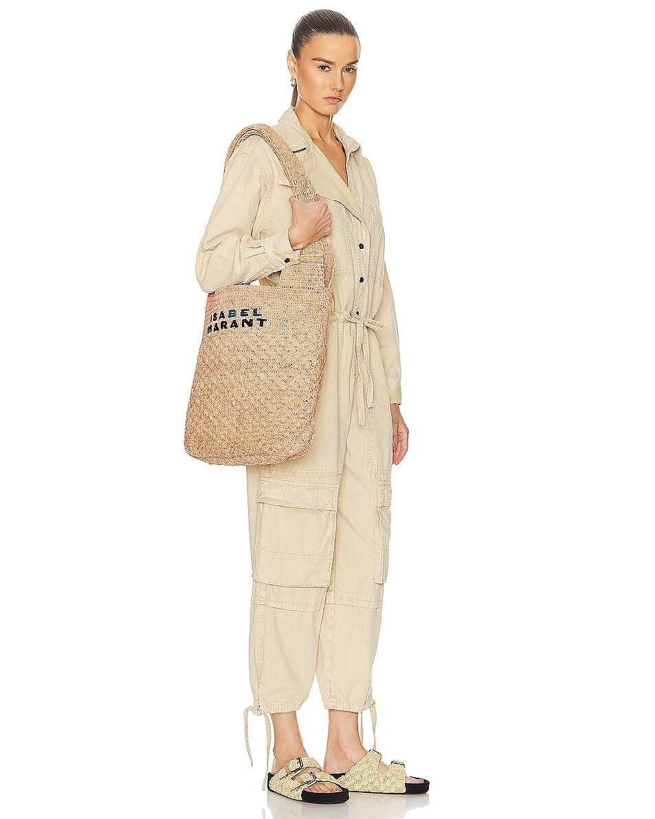 

Средняя сумка Praia Isabel Marant, цвет Natural