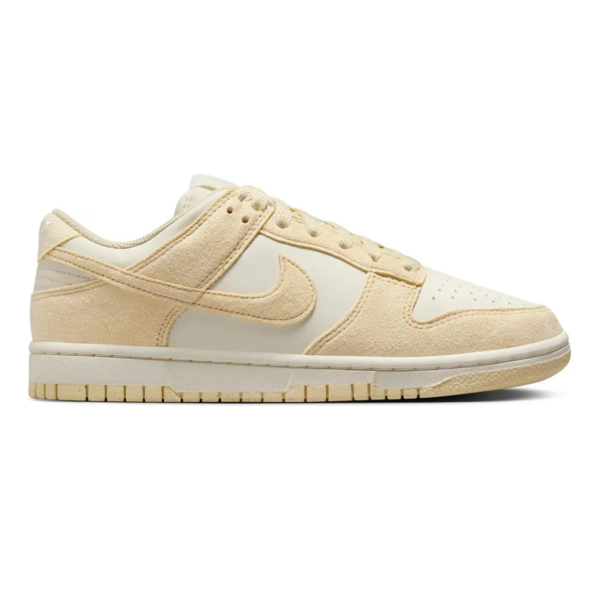 

Женская повседневная обувь WMNS NIKE DUNK LOW Nike, цвет default
