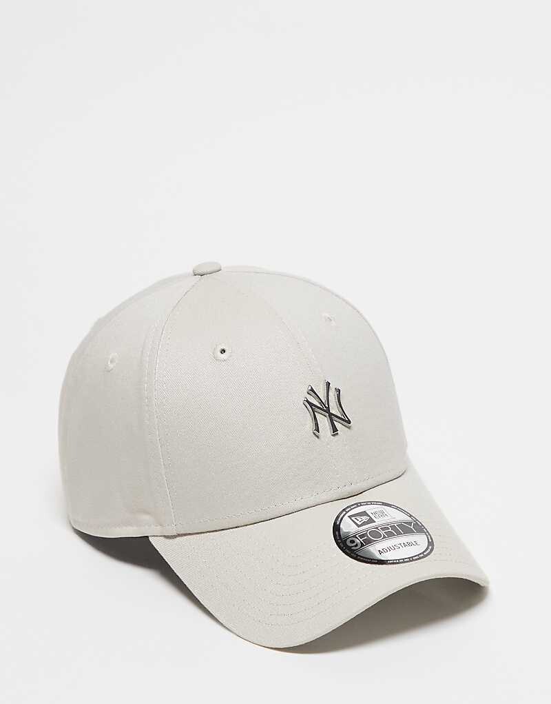 

New Era – 9forty – Бейсболка бежевого цвета с металлизированным мотивом NY Yankees