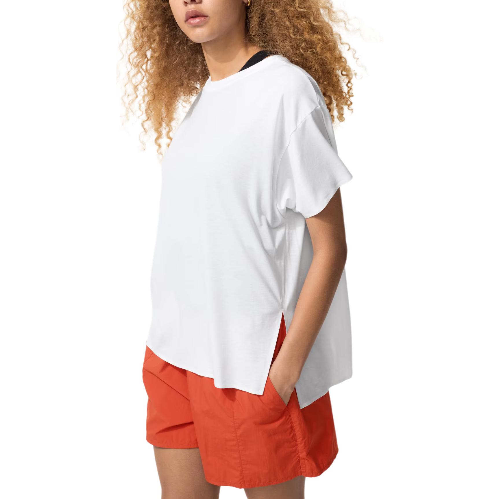 

UNIQLO Футболка женская белая