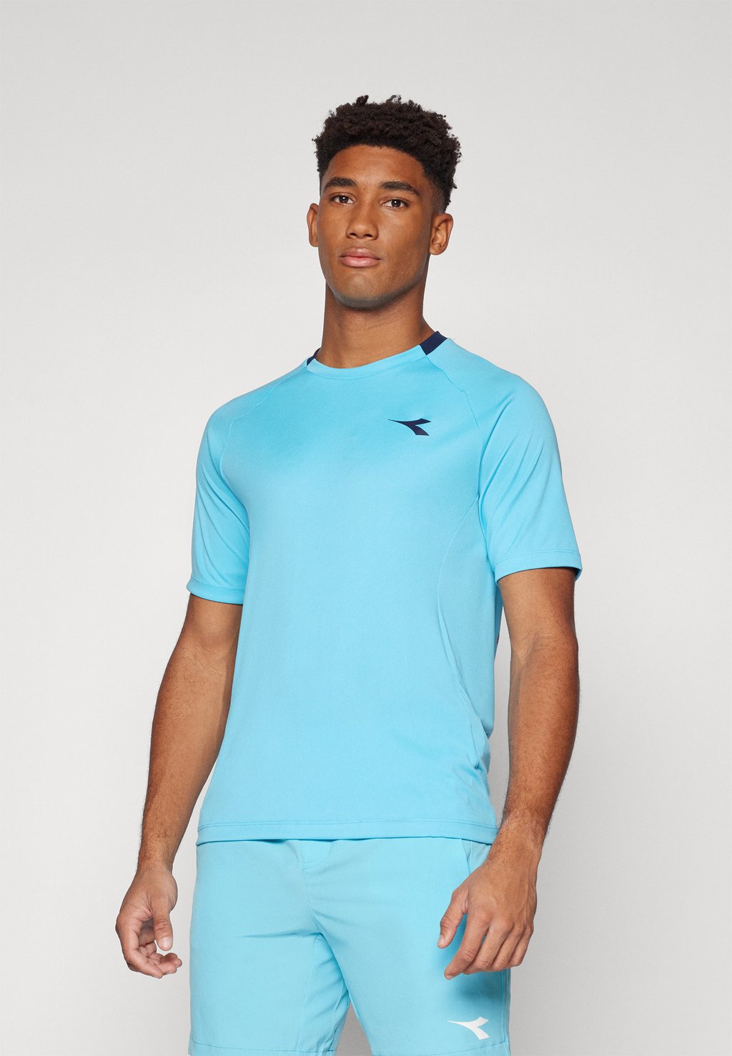 

Спортивная футболка TENNIS Diadora, светло-голубой
