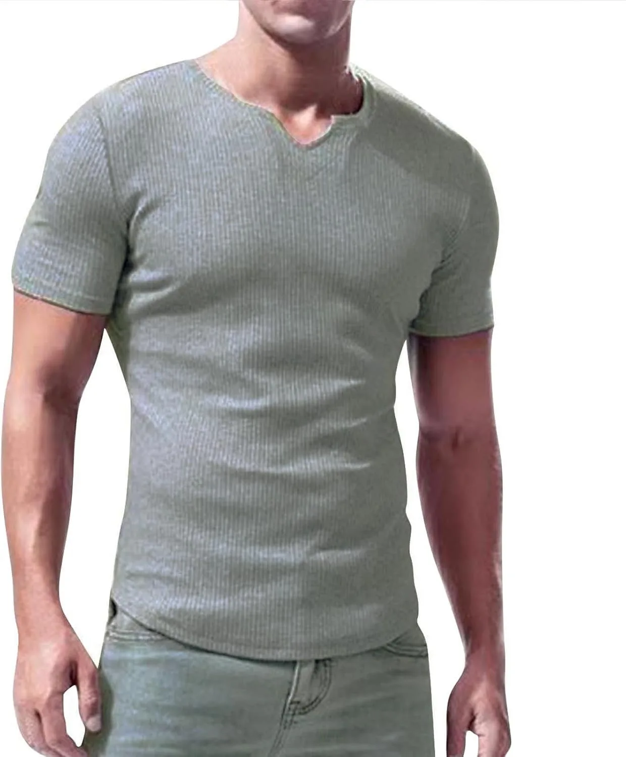 

Мужская футболка V-образного выреза с коротким рукавом