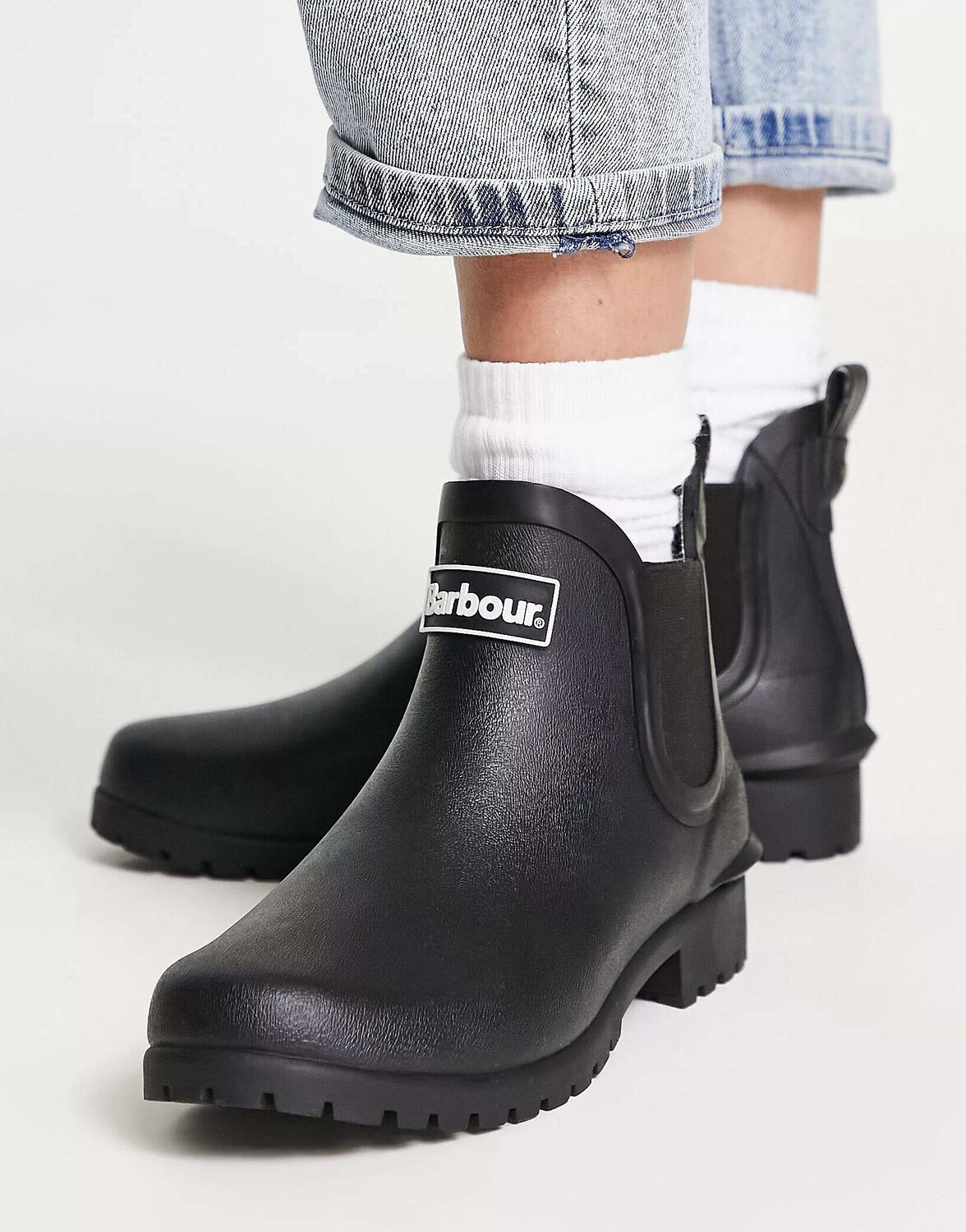 Резиновые женские сапоги Barbour Wilton челси короткие, черный — фото 2