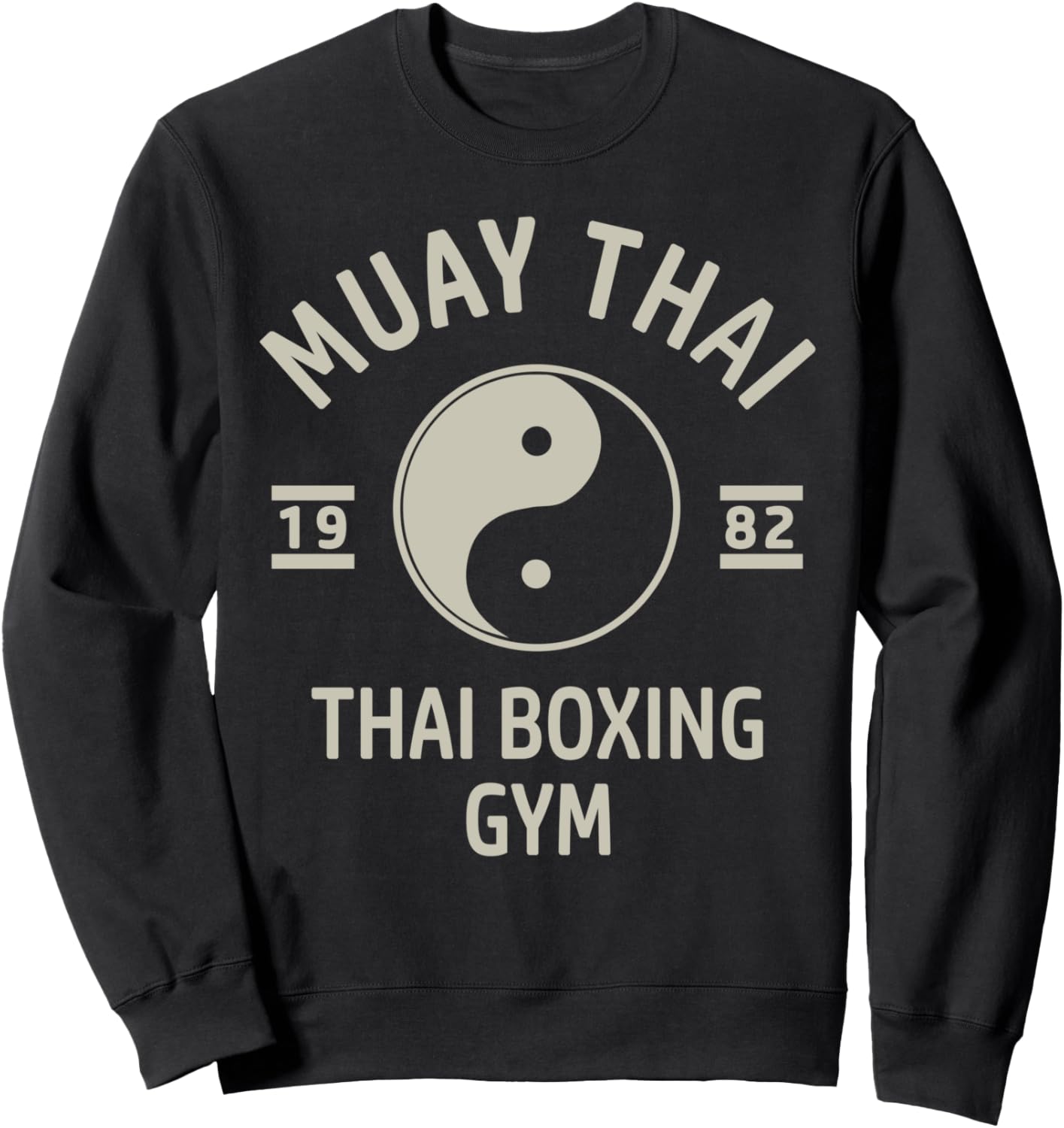 

Футболка с надписью «Тайский бокс Муай Тай Тай Тайбокушингумуэтай» Muay Thai Clothing Gift Shirts & Apparel Co., Ltd., черный