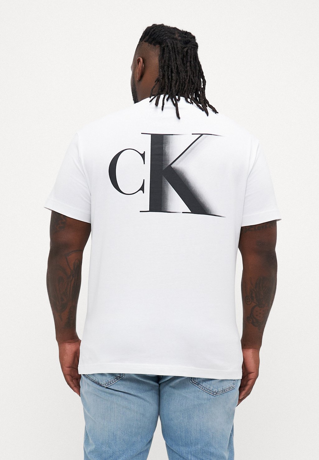 

Футболка с принтом PLUS BOLD TEE Calvin Klein Jeans, белый