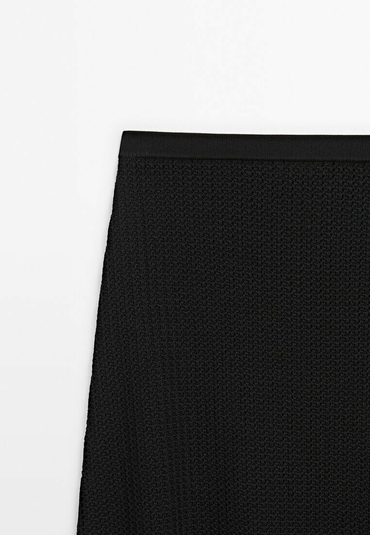 

Юбка макси WITH TEXTURED DETAIL Massimo Dutti, черный