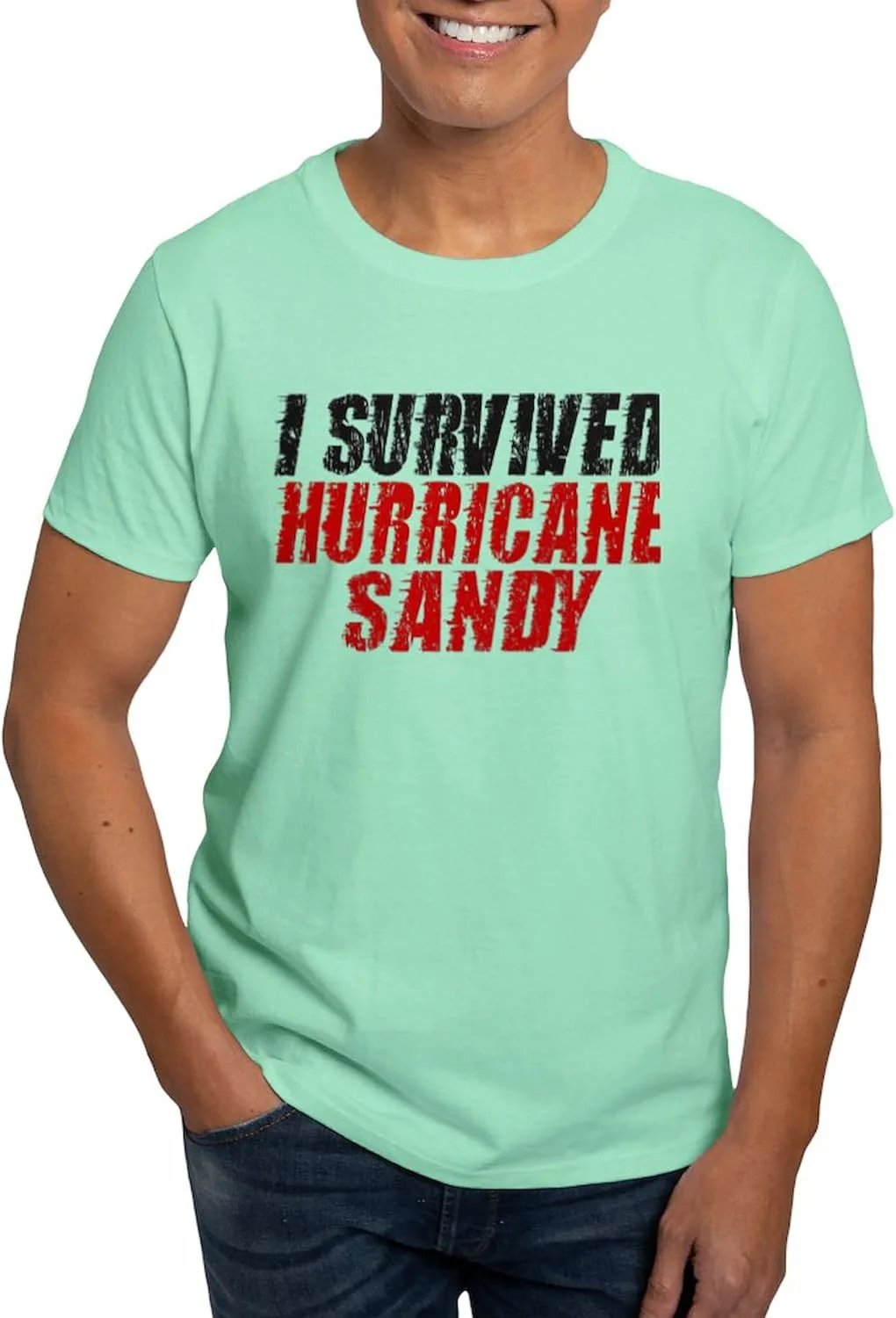 

Футболка I Survived Hurricane Sandy Distressed Dark T Shirt Men's 100% Cotton, Classic Graphic White CafePress
