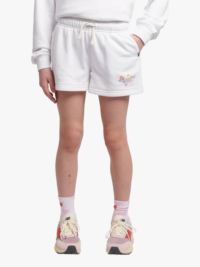 

Детские шорты с цветочным принтом New Balance, Bright White